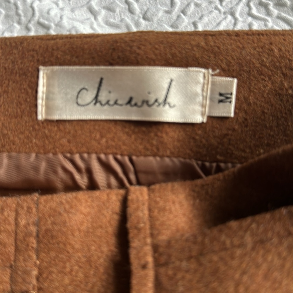 Mini skirt from Chicwish - Picture 3 of 3